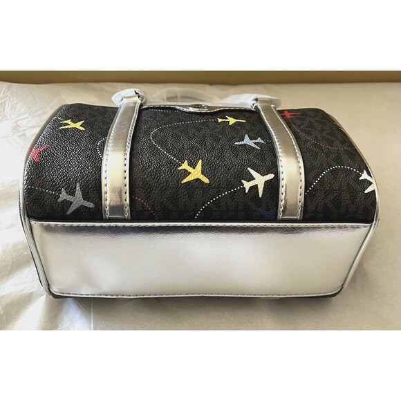 New Michael Kors Travel Small Duffle Crossbody Black Multi - Picture 4 of 6